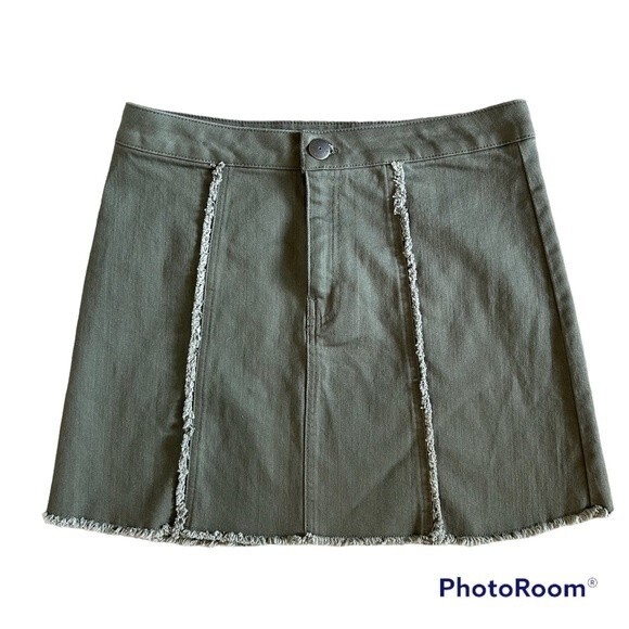 BCBG Jean Mini Skirt Green Size 27 NWT - Picture 1 of 5